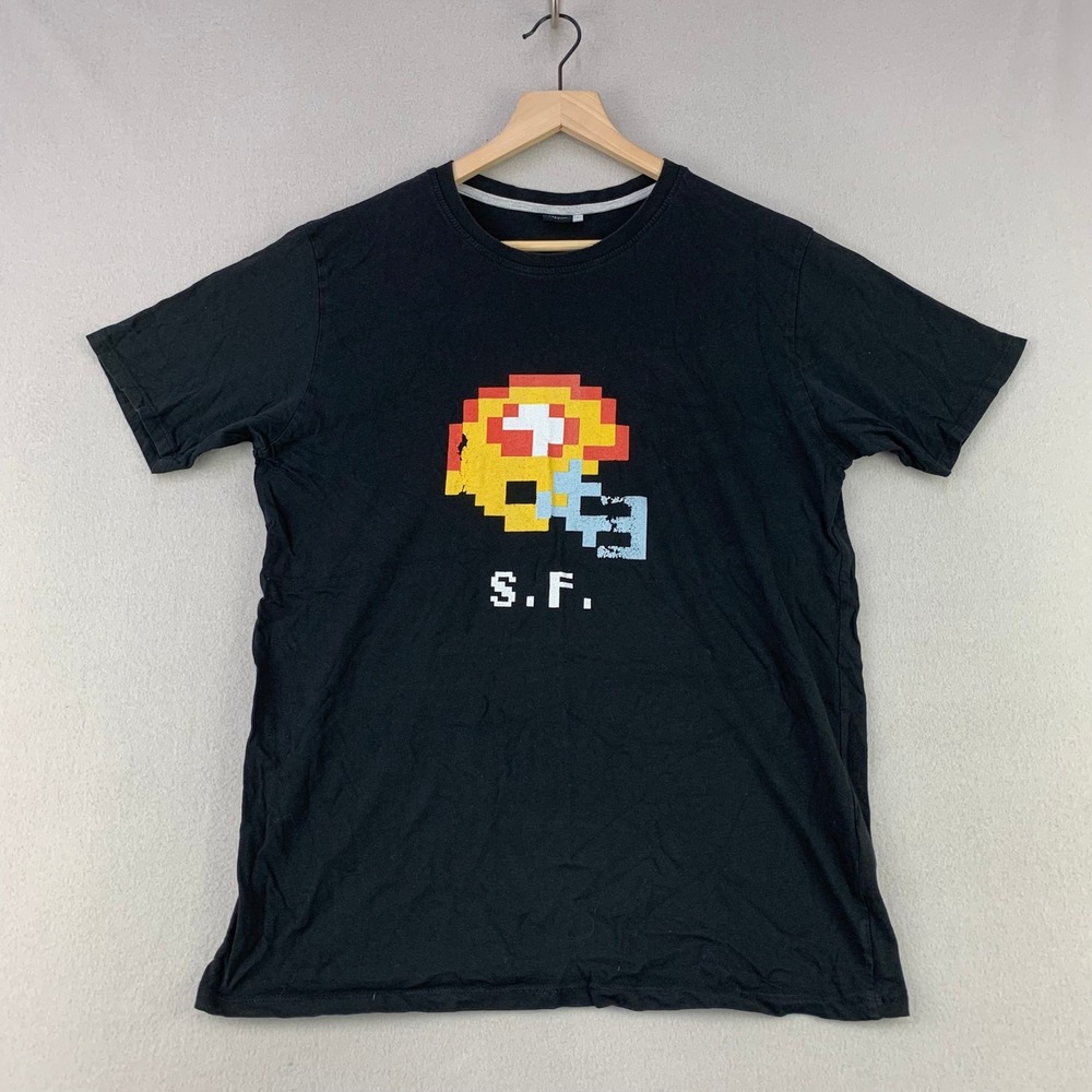 Premium Men San Francisco 49ers T-Shirt Large Pixel Helmet Graphic Tee Football